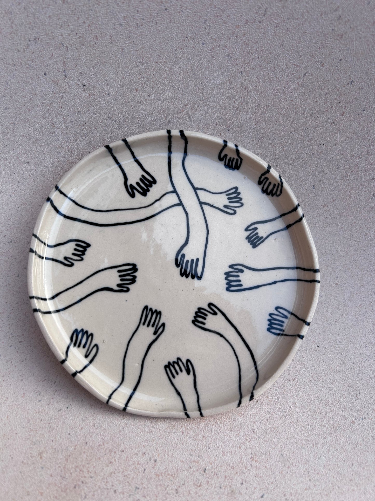Handsy App Plate