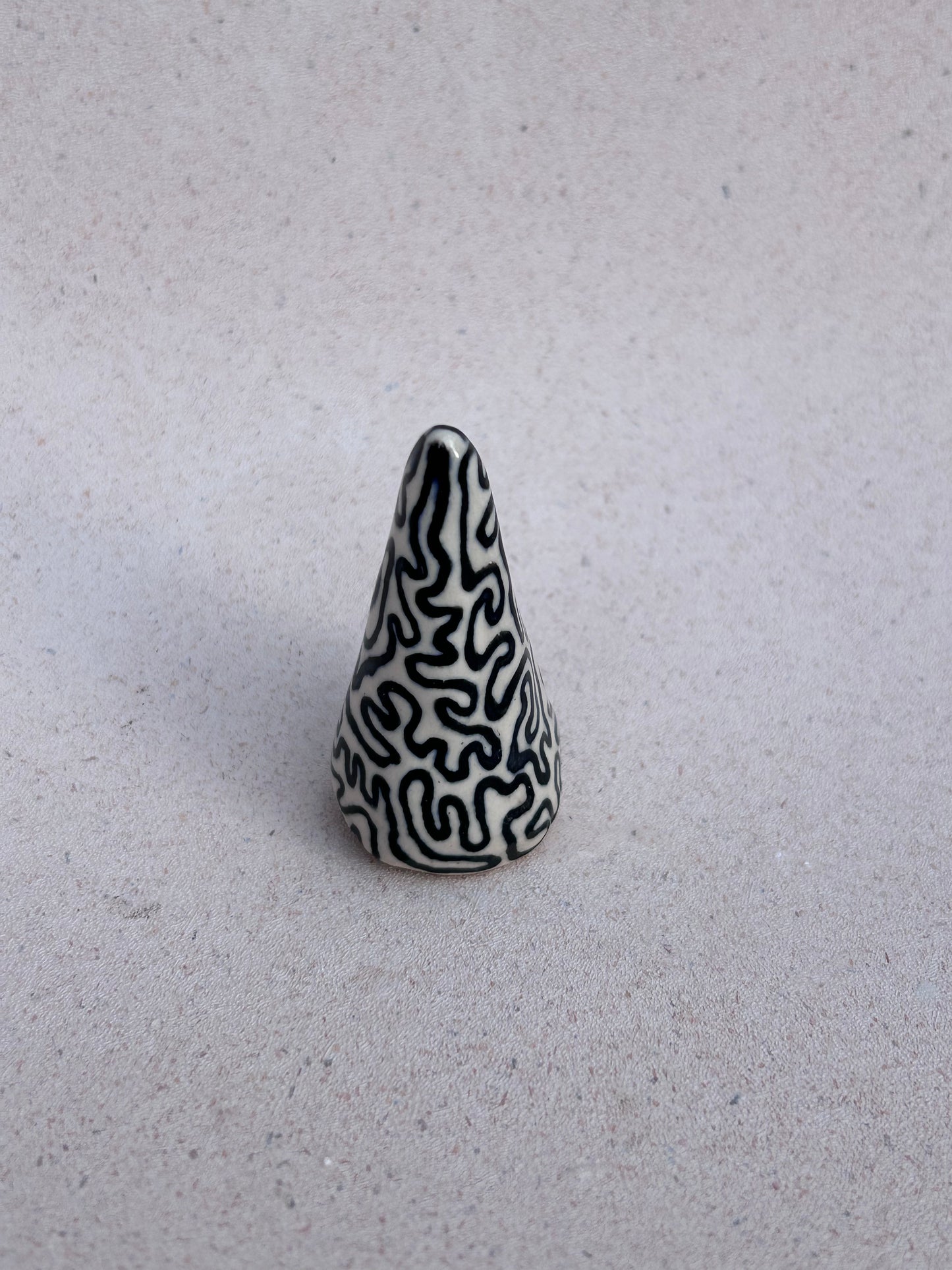 Squiggle Ring Holder