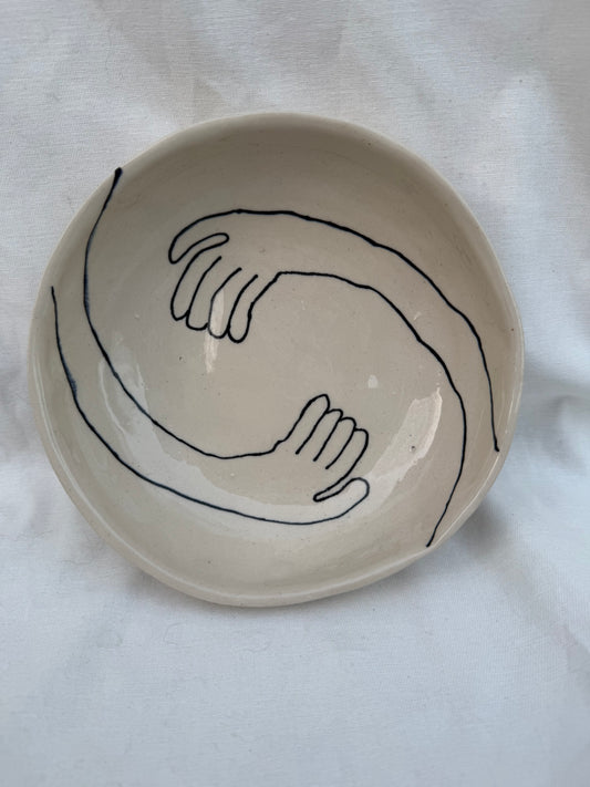 Handsy bowl